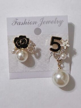 Fun Number 5 earrings